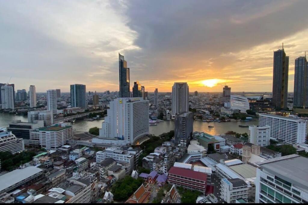 Central Bangkok, 5 Stars River View & Characteristic Decor Eksteriør billede